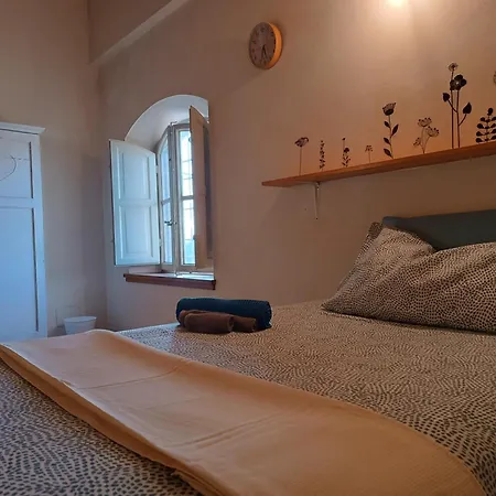 Casa Garibaldi * לוקה